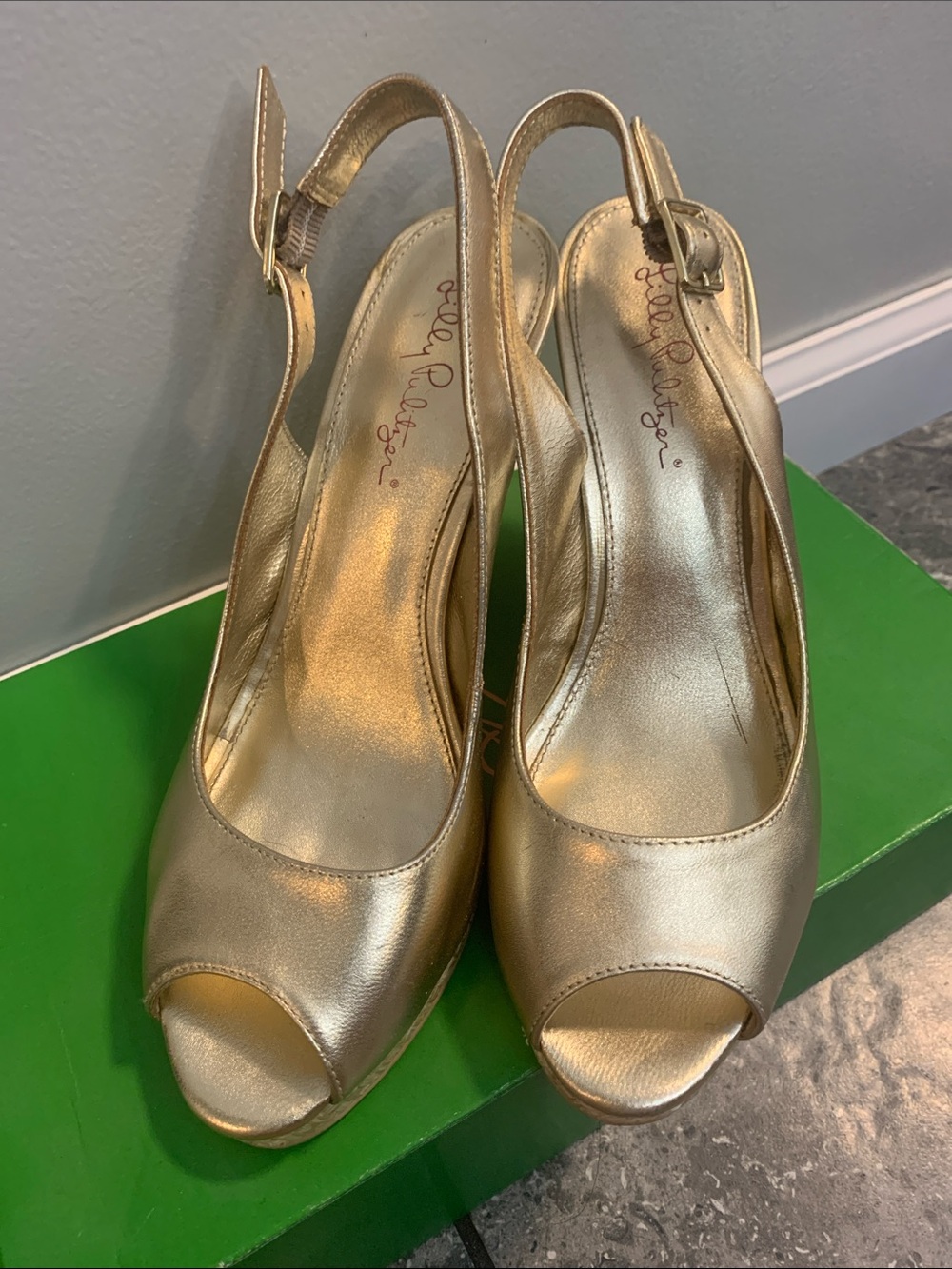 Lilly Pulitzer Metallic Gold Wedge Peep-Toe Slingbacks - Picture 2 of 5